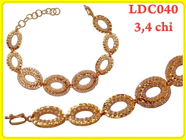 LDC04018