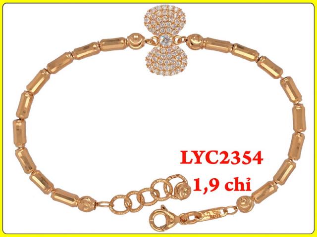 LYC2354569