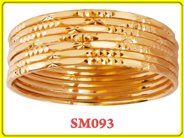 SM093